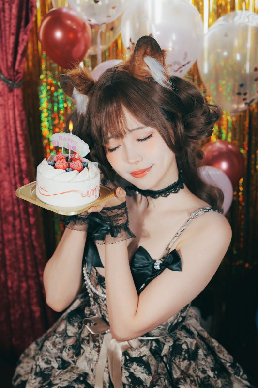 Ely_eee(ElyEE子) NO.150 – Birthday Lion E 誕生獅子E[39P/2V/150MB]-無料攝影圈