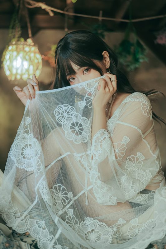 Ely_eee(ElyEE子) NO.163 – Secret Treehouse Escape[31P/5V/152MB]-無料攝影圈