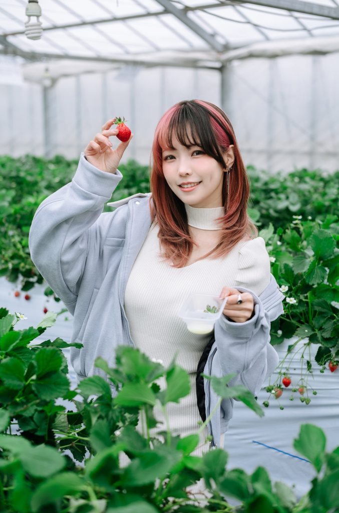 Ely_eee(ElyEE子) NO.165 – Strawberry Picking Date[34P/2V/128MB]插圖3