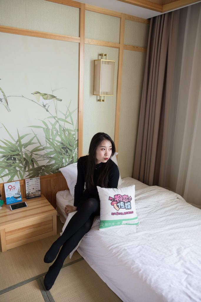 物戀傳媒 No.149 璐璐-舞蹈系女生的AJ與厚黑絲 [137P/1V/7.71G]插圖