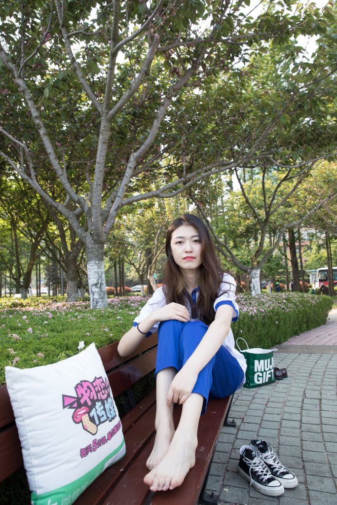 物戀傳媒 No.153 佳琪-夏日里的清新校服風(fēng) [155P/1V/4.06G]插圖