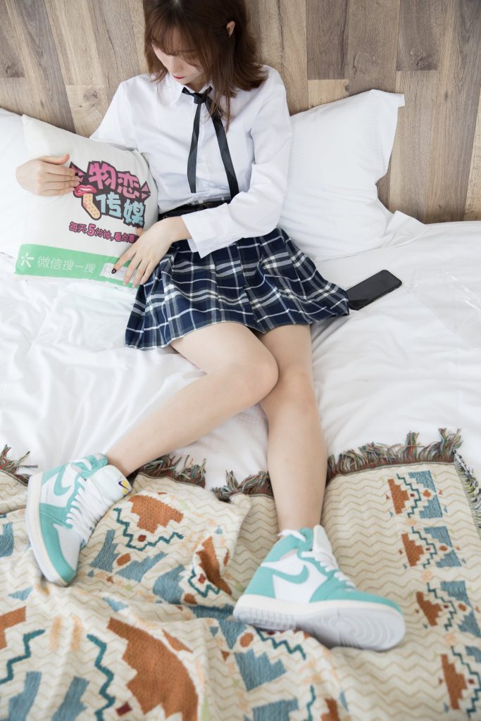 物戀傳媒 No.174 貓耳-制服與蒂芙尼藍 [202P/1V/5.61G]插圖2