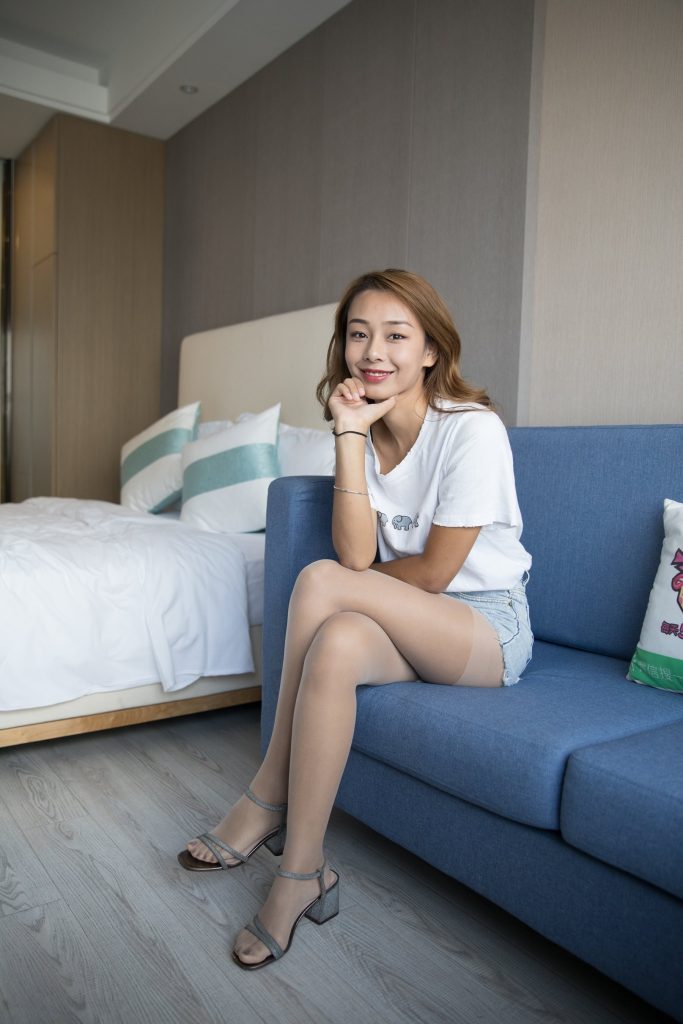 物戀傳媒 No.231 嵐嵐-灰絲少女的成長(zhǎng) [200P/1V/5.91G]插圖1