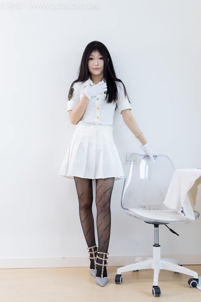 物戀傳媒 NO.2372 嘟嘟-高跟鞋、手套、薄黑絲腳尖加固款、薄肉絲腳尖加固款[170P/1V/3.73GB]插圖2