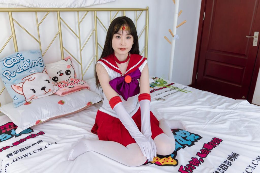 物戀傳媒 NO.2373 兮兮-cos制服、高跟鞋、厚白絲[150P/1V/3.86GB]插圖1