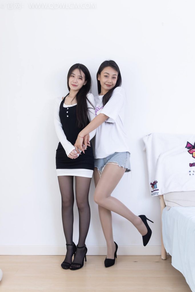 物戀傳媒 NO.2378 菜菜嵐嵐-高跟鞋、高跟涼鞋、薄黑絲、油亮肉絲[165P/1V/4.92GB]插圖1