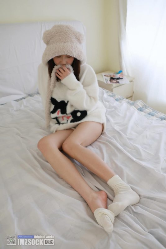 [MZSOCK]愛美足 NO.327 小點(diǎn)心[146P/1V/3.23GB]-無(wú)料攝影圈