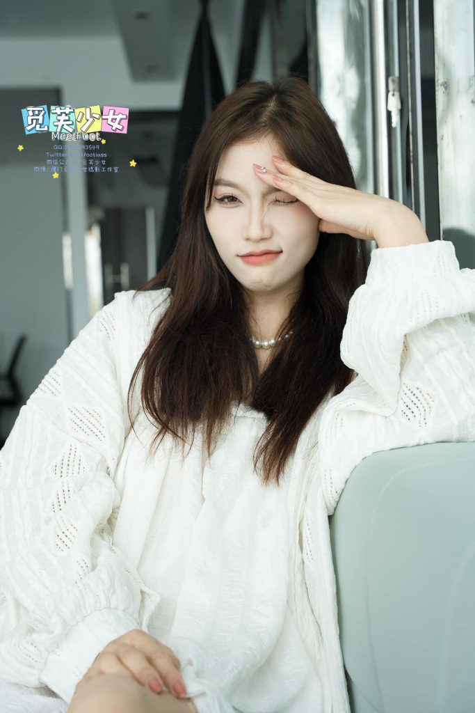 [覓芙少女]NO.028 虹虹-青春是昏睡與暗戀交織的夏天 [194P/2V/8.47G]插圖3