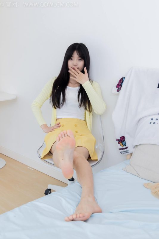 物戀傳媒 NO.2381 茯苓-板鞋、短肉絲、裸足[195P/1V/6.50GB]-無(wú)料攝影圈