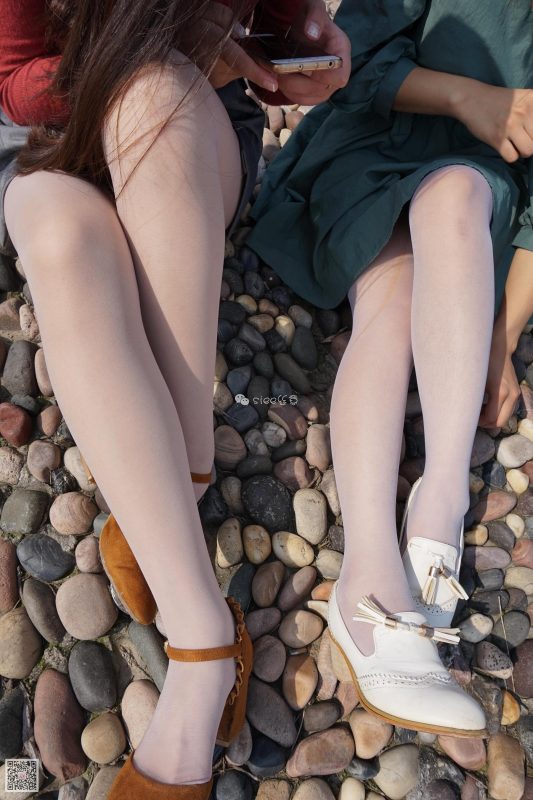 [SIEE絲意] No.004 魚魚&茹茹 湖邊玩絲 [99P/193MB]-無料攝影圈