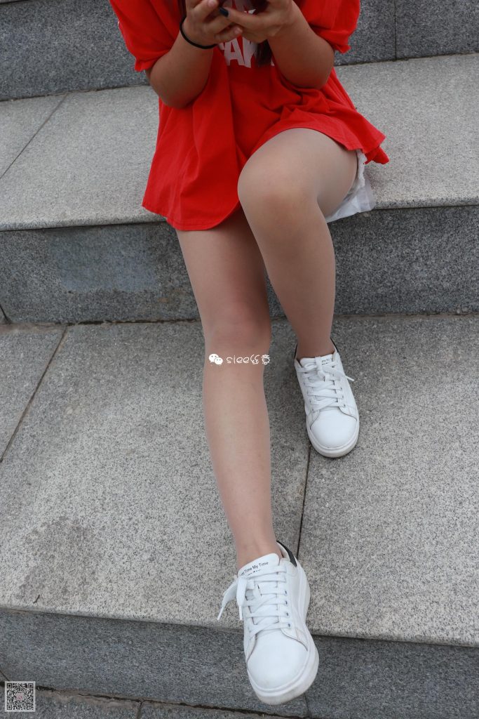 [SIEE絲意] No.163 夢(mèng)夢(mèng)~紅衣女孩 運(yùn)動(dòng)鞋 [50P/81MB]插圖3