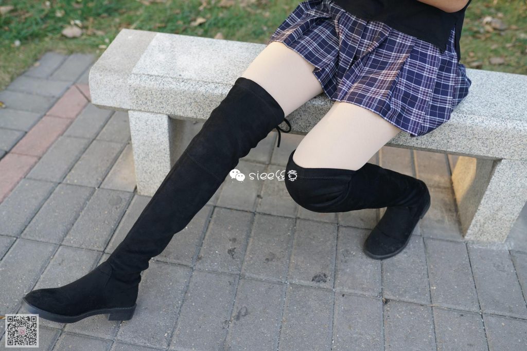 [SIEE絲意] No.200 妍妍~雙層絲，長筒靴 [57P/106MB]插圖2
