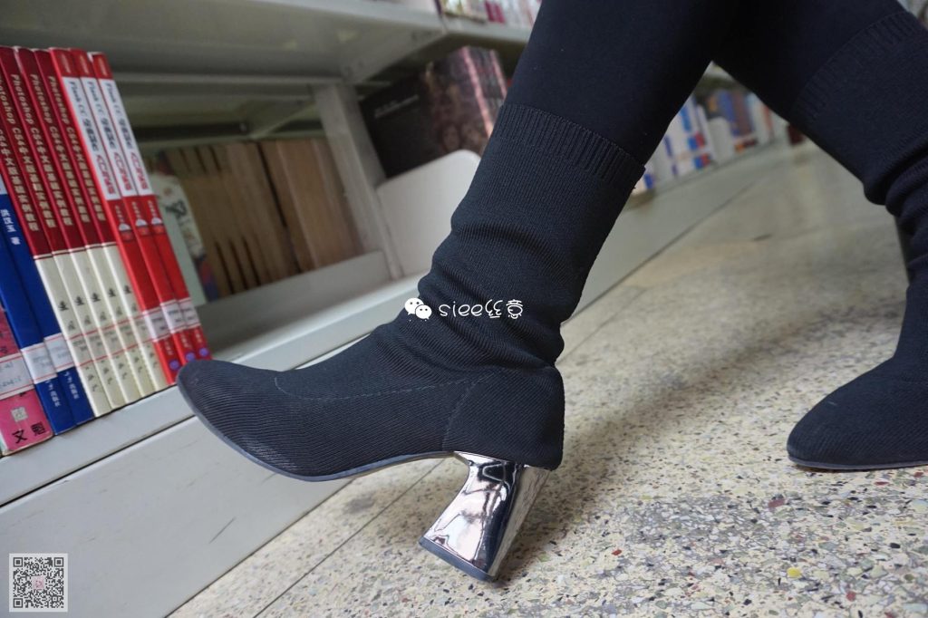 [SIEE絲意] No.259 莎莎~隨手拍紅襪子 [44P/55.9MB]插圖3