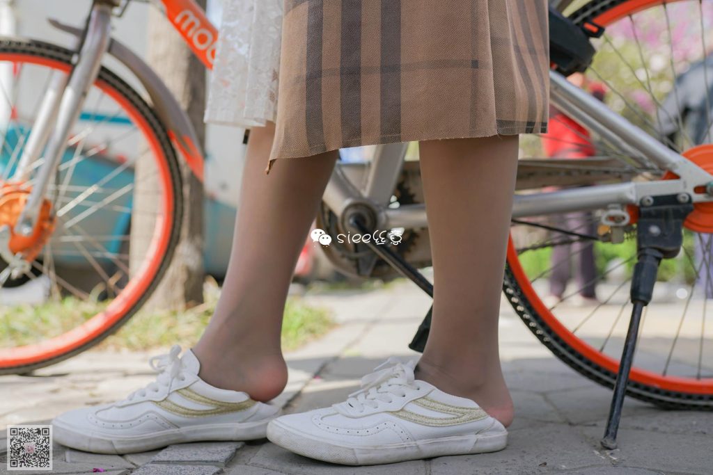 [SIEE絲意] No.273 薇薇學(xué)姐 單車上的絲襪 [42P/155MB]插圖3