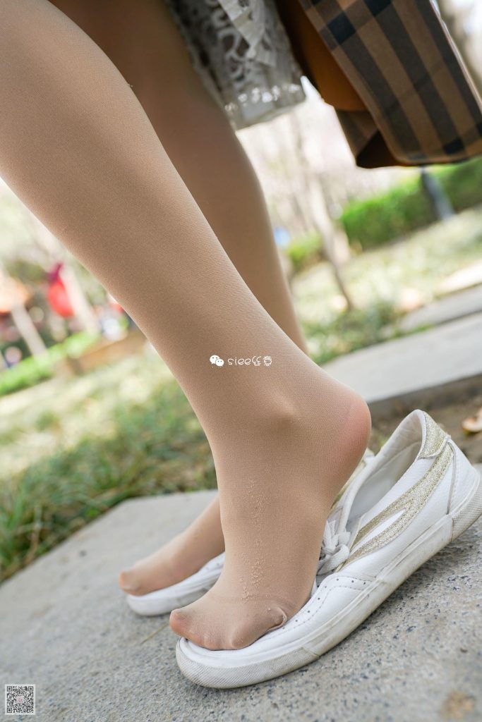 [SIEE絲意] No.280 薇薇學(xué)姐 轉(zhuǎn)角遇到你 [55P/193MB]插圖1