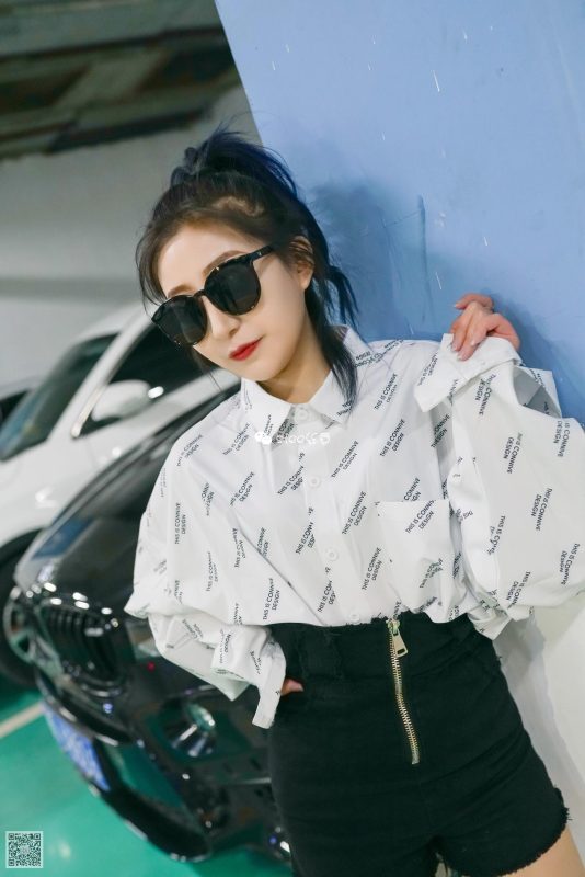 [SIEE絲意] No.294 婷婷 停車(chē)場(chǎng)的故事 [49P/126MB]-無(wú)料攝影圈