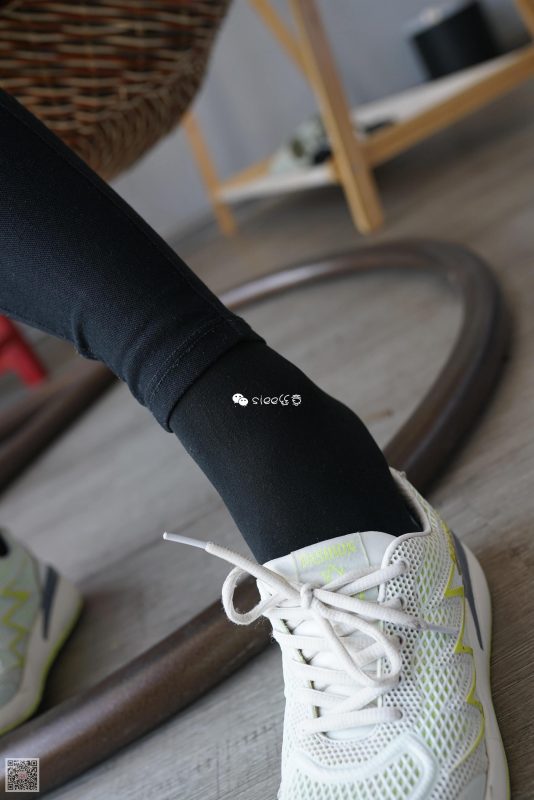 [SIEE絲意] No.298 佩佩 褲子里的拼接絲 [38P/67MB]-無料攝影圈