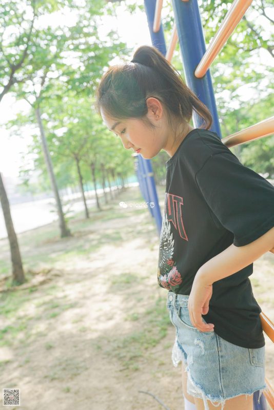 [SIEE絲意] No.301 晶晶 公園健身 一抹白色 [61P/155MB]-無料攝影圈