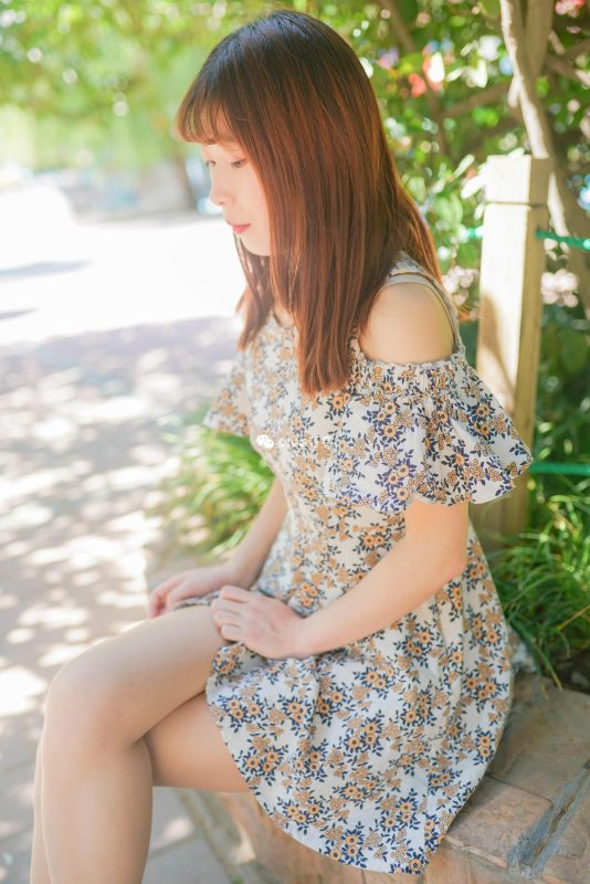 [SIEE絲意] No.349 玲玲 新師妹，仲夏之思 [52P/82MB]-無料攝影圈