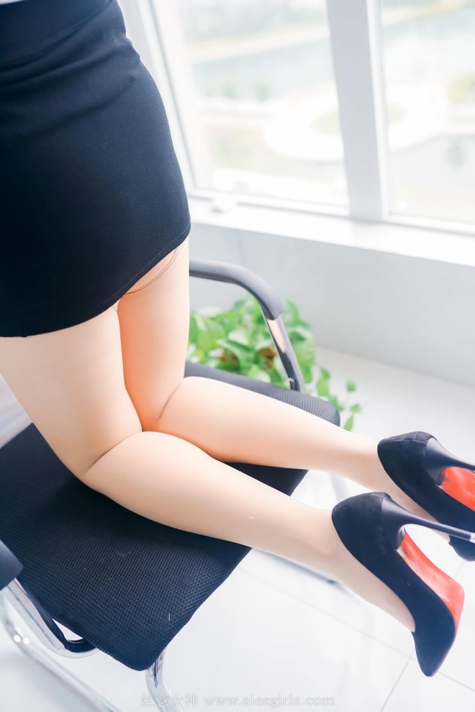 [SIEE絲意] No.367 瑤瑤 似夢(mèng)非夢(mèng) [54P/80MB]插圖1