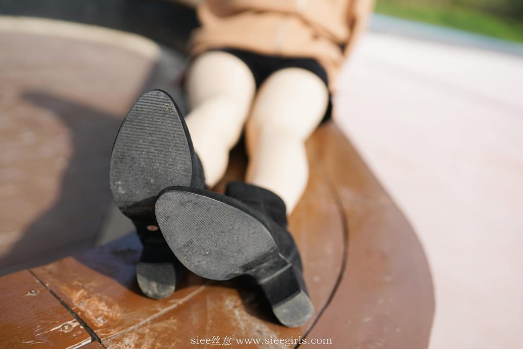 [SIEE絲意] No.390 蓓蓓 秋色過客，秋意醉人 [68P/185MB]插圖