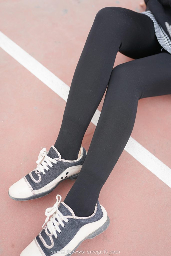 [SIEE絲意] No.403 熊熊～新的一年學姐陪你 [71P/203MB]插圖1