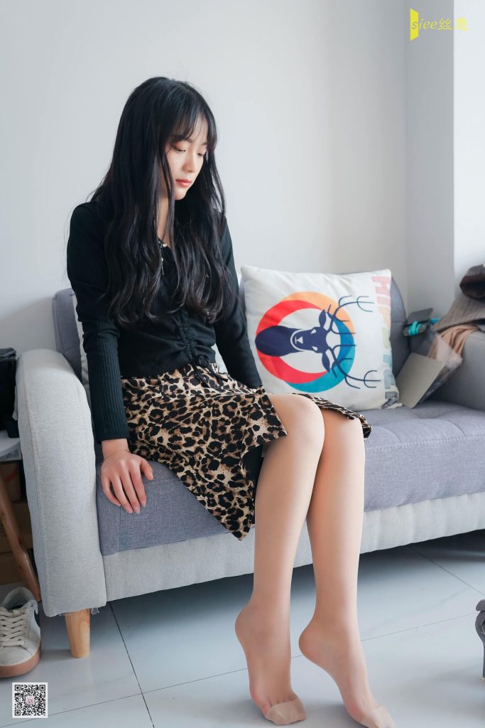 [SIEE絲意] No.444 筠筠 柔情咝意 [84P/228MB]插圖