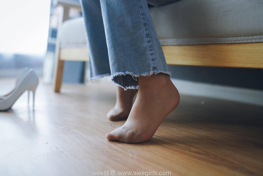 [SIEE絲意] No.471 文文～白色高跟鞋，褲里絲 [45P/320MB]插圖3
