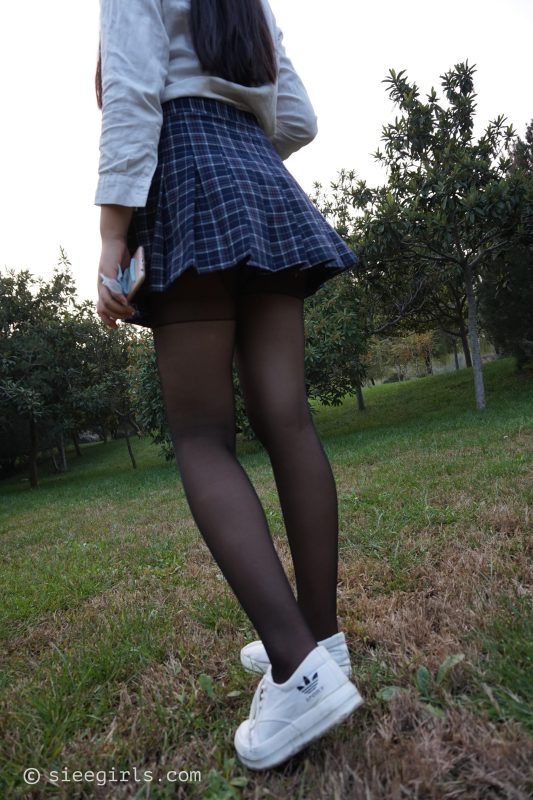 [SIEE絲意]新刊 NO.001 曦曦 黑絲隨拍[84P/430MB]-無料攝影圈