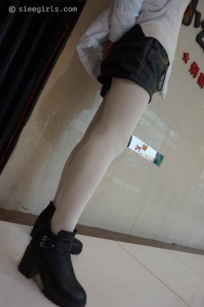 [SIEE絲意]新刊 NO.020 思思 白絲學(xué)妹[110P/472MB]插圖1