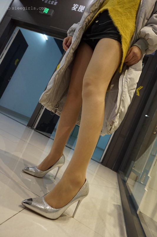 [SIEE絲意]新刊 NO.026 依依 銀色高跟鞋[83P/352MB]-無料攝影圈