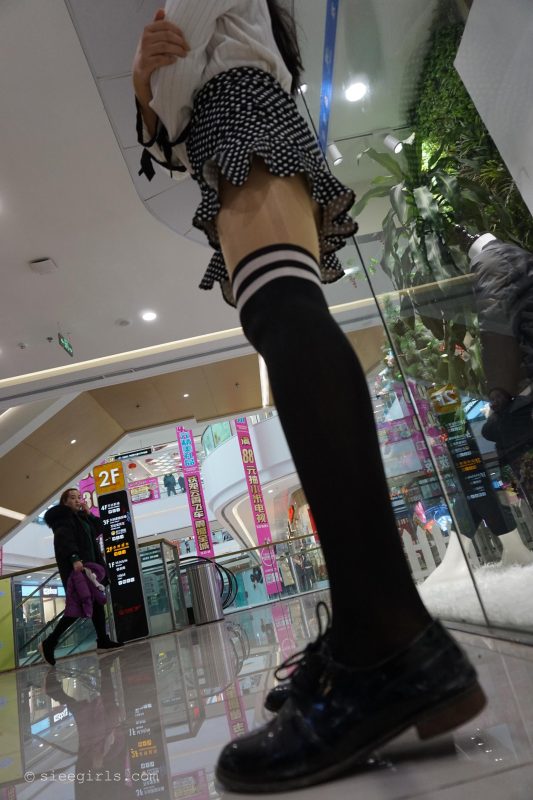 [SIEE絲意]新刊 NO.027 曦曦 學(xué)生襪[84P/359MB]-無料攝影圈