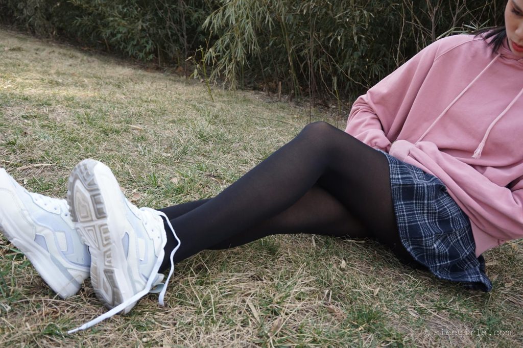 [SIEE絲意]新刊 NO.052 楠楠 172學(xué)妹[121P/492MB]插圖2