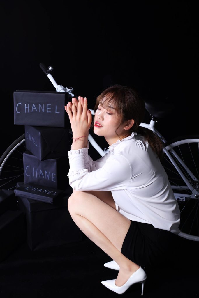 奈絲寫(xiě)真 NO.122：可樂(lè) – 白色高跟 [40P/327MB]插圖