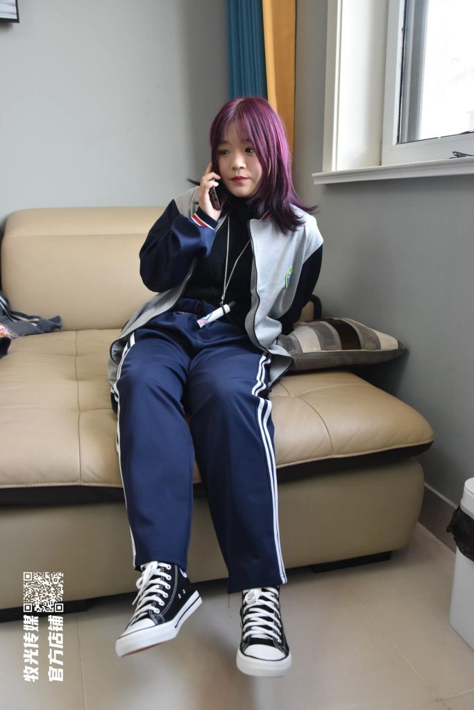 牧光攝影 010期 可愛妹字校服高幫帆布鞋白棉襪腳 [173P/1V/2.02G]插圖1