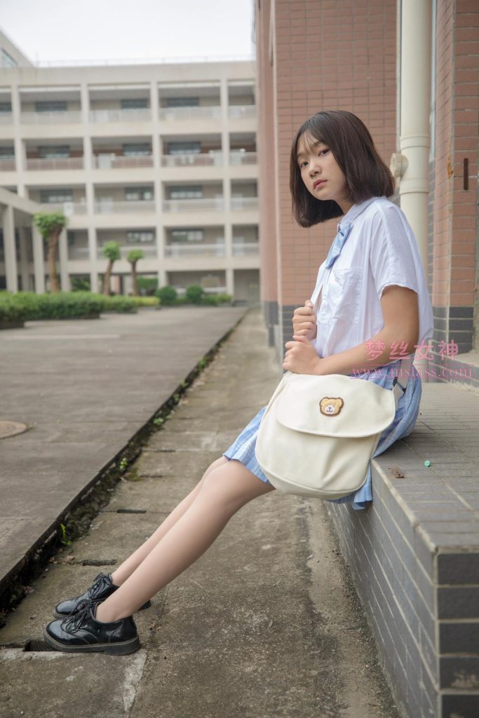 [MSLASS夢絲女神] 2019-05-07 洛洛 夢幻學(xué)記 [60P/271MB]插圖2