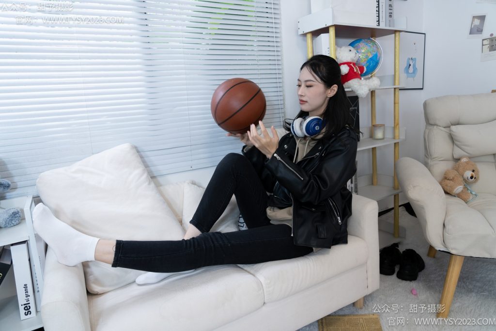 甜予攝影 014 肉肉-運動鞋、白棉襪、裸足[115P/2V/10.55GB]插圖2