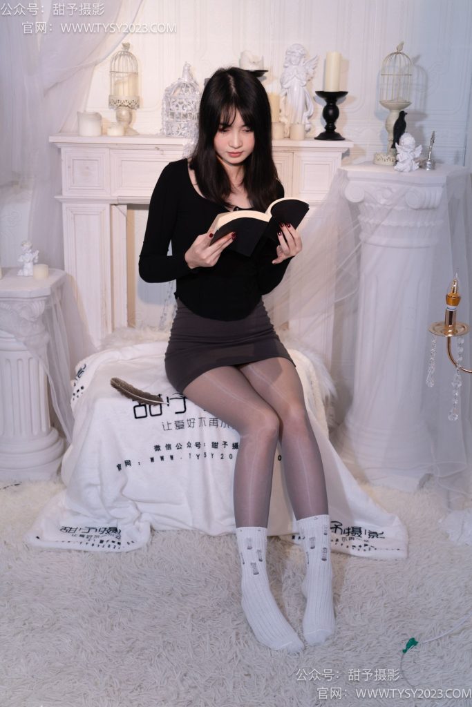 [甜予攝影] NO.016 小野-皮鞋、白棉襪、油亮灰絲 [129P/2V/9.88GB]插圖2