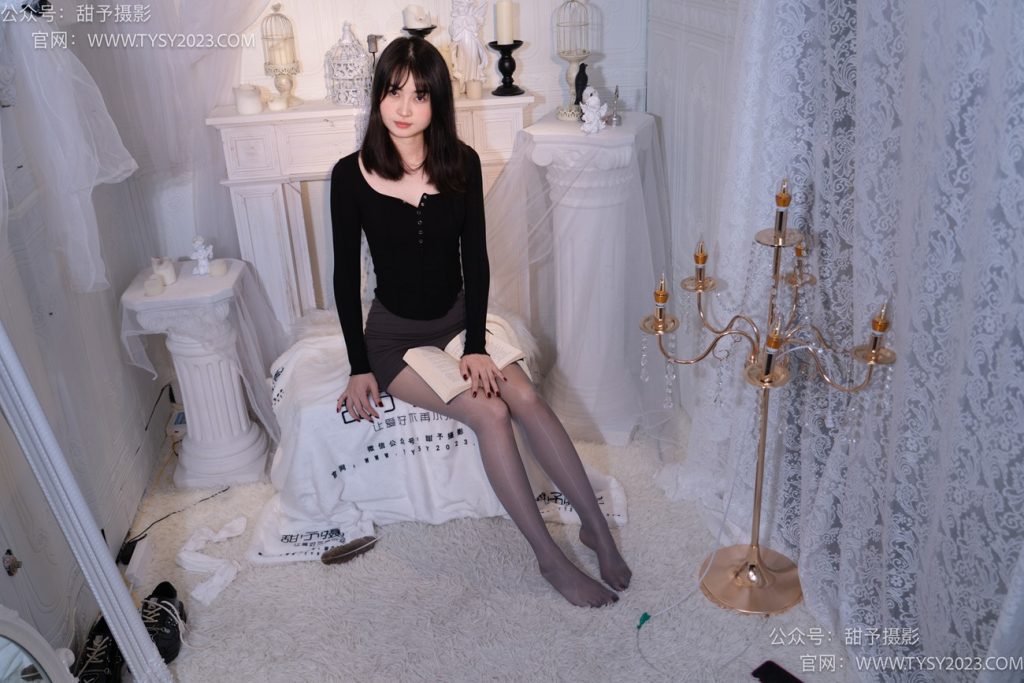 [甜予攝影] NO.016 小野-皮鞋、白棉襪、油亮灰絲 [129P/2V/9.88GB]插圖3