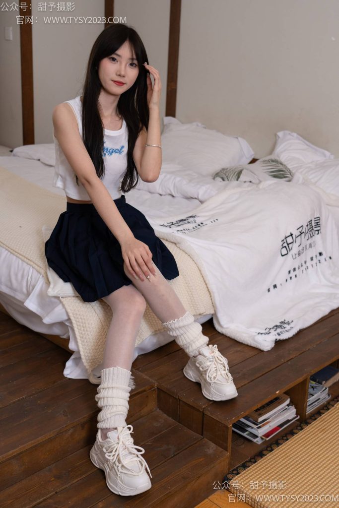 甜予攝影 NO.018 璇璇-運動鞋、白絲（腳尖加固款） [130P/2V/10.01GB]插圖