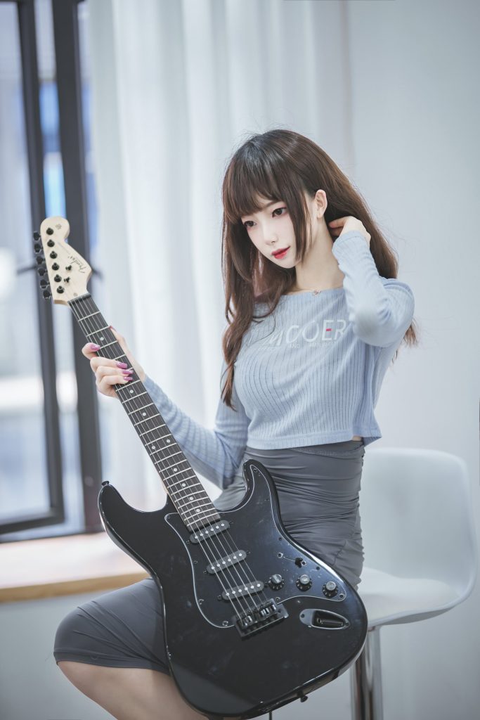 動漫博主封疆疆v 015 吉他妹妹 [40P/330MB]插圖1