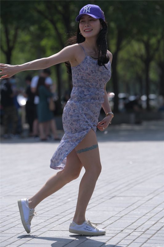 精選街拍 No.380 氣質(zhì)長(zhǎng)裙美女 [86P/35M]-無(wú)料攝影圈
