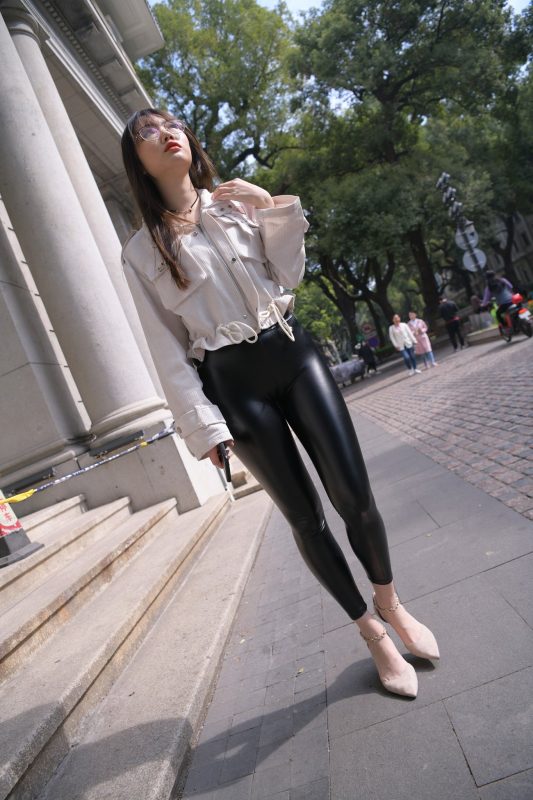 精選街拍 No.392 圓潤(rùn)誘惑的翹臀（五） [70P/123M]-無(wú)料攝影圈