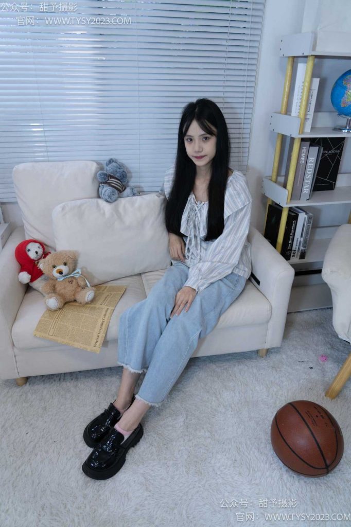 甜予攝影 NO.028 胡桃-皮鞋、白棉襪、裸足[124P/2V/10.06GB]插圖1