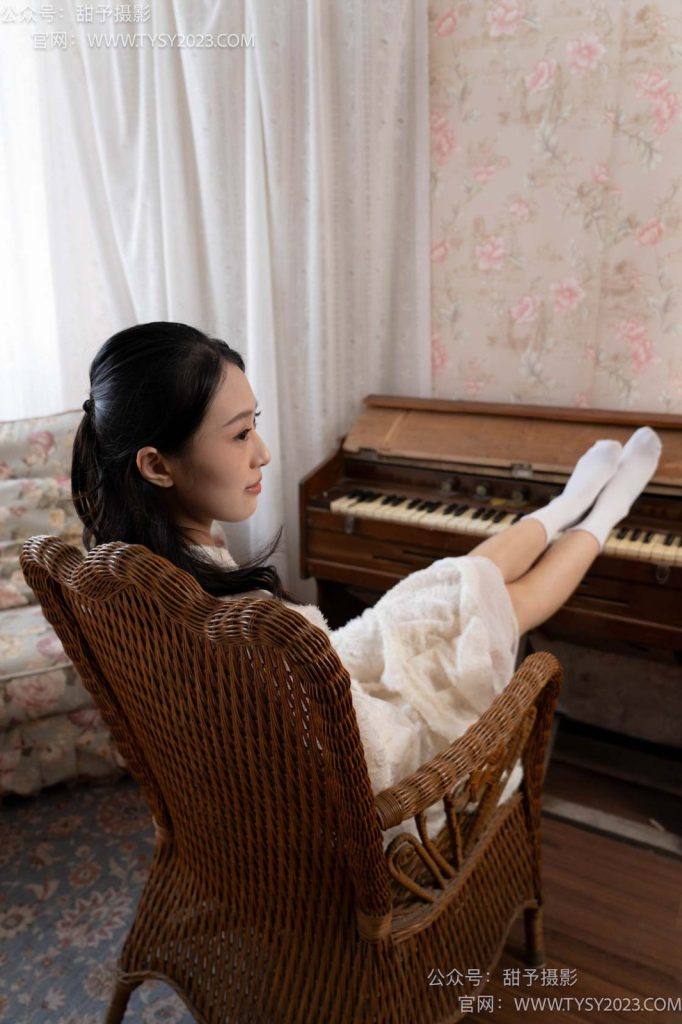 甜予攝影 NO.029 肉肉-高跟鞋、白棉襪、裸足[127P/2V/10.07GB]插圖4