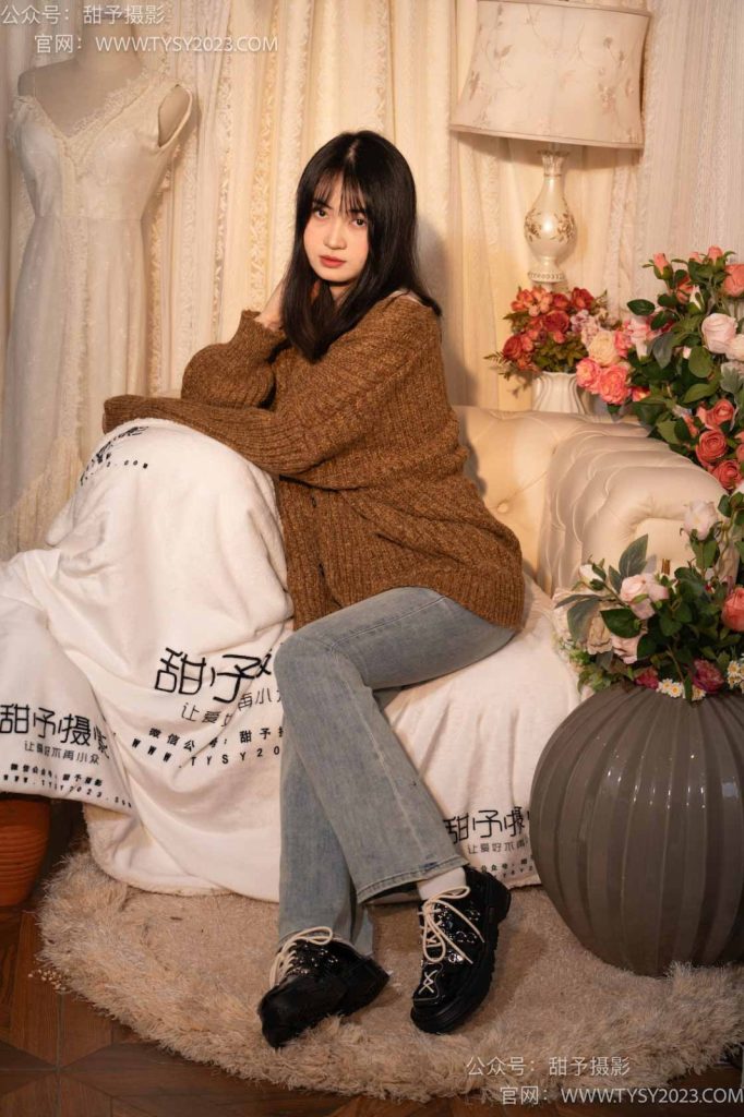 甜予攝影 NO.031 小野-皮鞋、白棉襪、油量灰絲（腳尖透明款、庫里絲）[129P/2V/9.79GB]插圖1