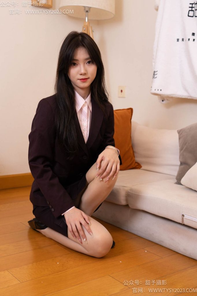 甜予攝影 NO.033 璇璇-銀行制服、皮鞋、肉絲（腳尖加固款）[124P/2V/9.64GB]插圖1