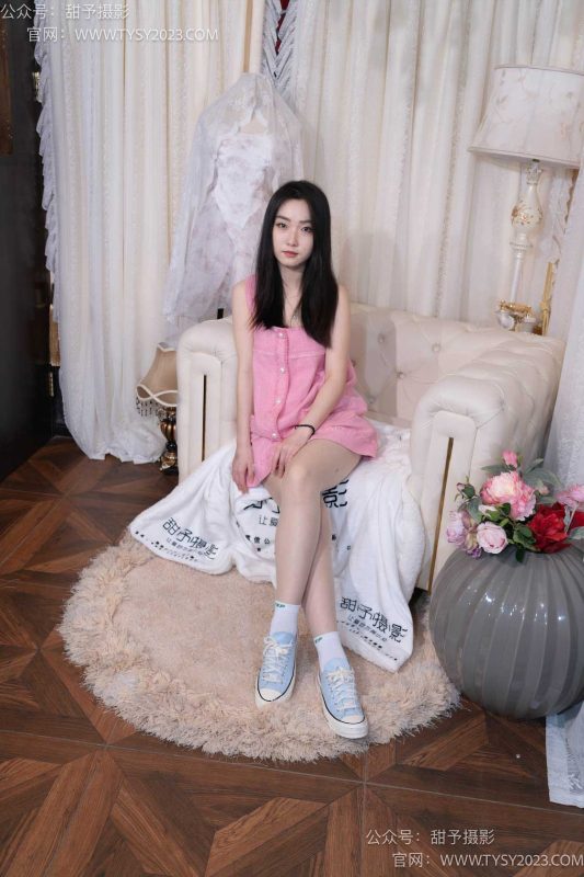 甜予攝影 NO.035 栗栗-帆布鞋、白棉襪、肉絲（腳尖加固款）[128P/2V/9.88GB]-無料攝影圈