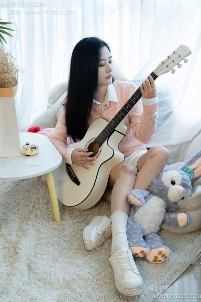 甜予攝影 NO.037 瀾瀾-板鞋、白棉襪、裸足[120P/2V/9.65GB]插圖1