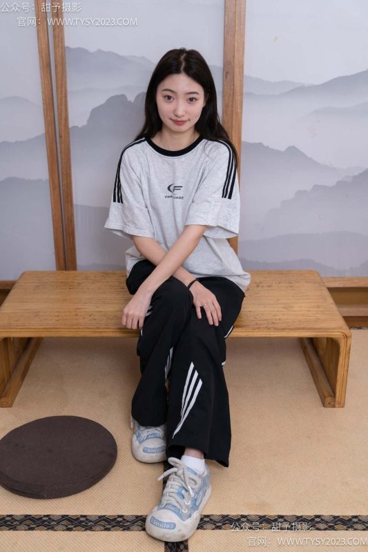 甜予攝影 NO.045 雪梨-帆布鞋、白棉襪、裸足[130P/2V/14.60GB]-無料攝影圈